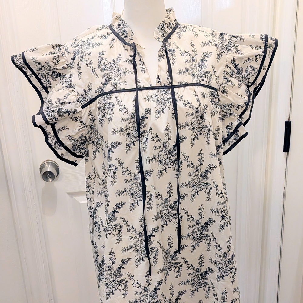 Floral Print Ruffle Sleeve Top
